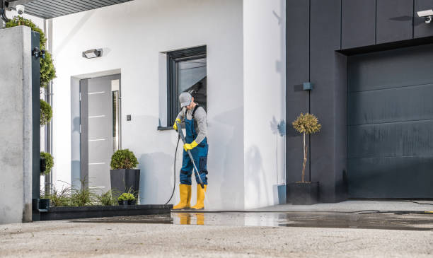Best Gutter Cleaning  in West End Cobb Town, AL